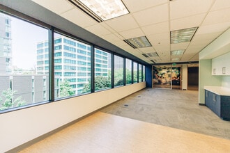 200 SW Market St, Portland, OR to rent Interior Photo- Image 2 of 8