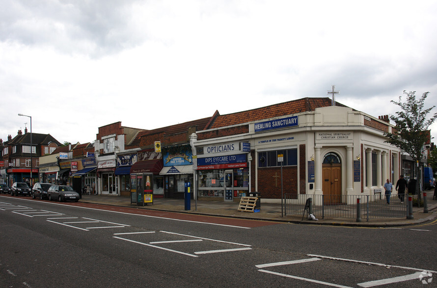 93 Green Lanes, London for rent - Building Photo - Image 1 of 3