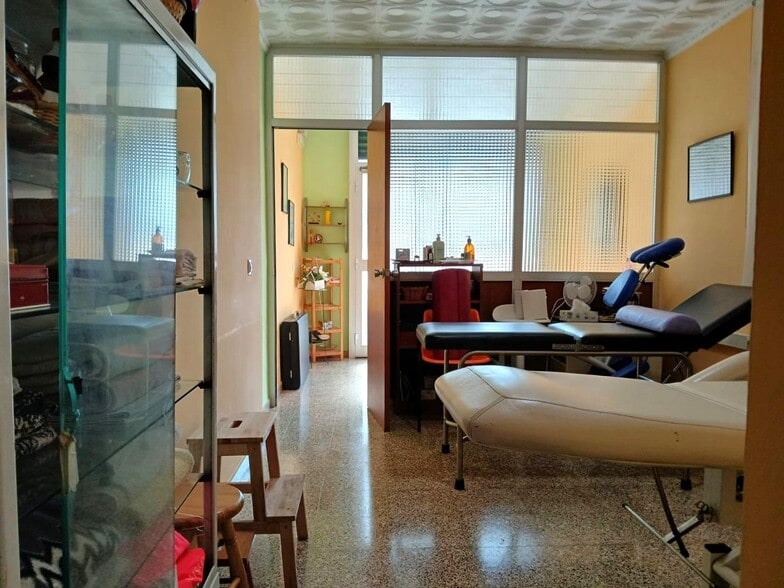 View Photo