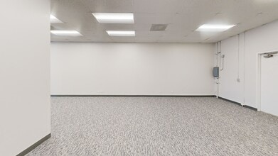 600 S Grand Ave, Santa Ana, CA to rent Matterport 3D Scan- Image 1 of 5