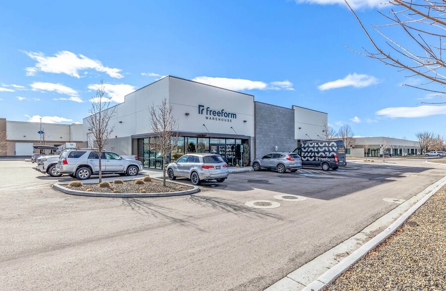 9877 W Emerald St, Boise, ID to rent - Building Photo - Image 3 of 12