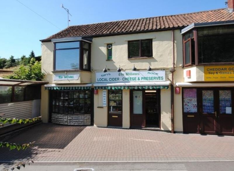 Dag Hole, Cheddar for sale Primary Photo- Image 1 of 1