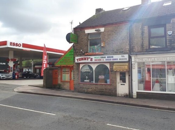 26 High St E, Glossop for sale Primary Photo- Image 1 of 1