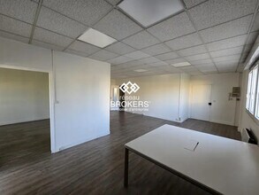 5 Rue Descartes, Domont to rent Interior Photo- Image 1 of 4