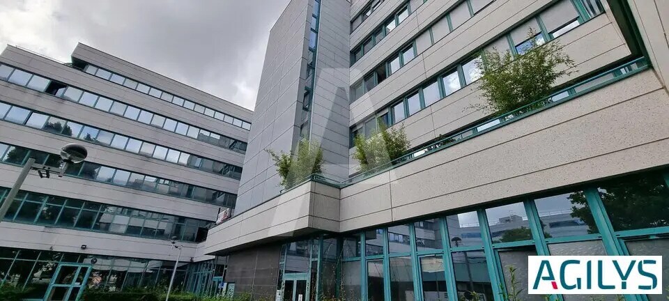 Office in Massy to rent - Building Photo - Image 3 of 6