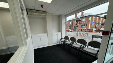 147 Nantwich Rd, Crewe for rent Interior Photo- Image 2 of 3