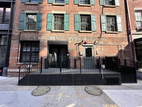 265 Water St, New York, NY for rent Building Photo- Image 1 of 8