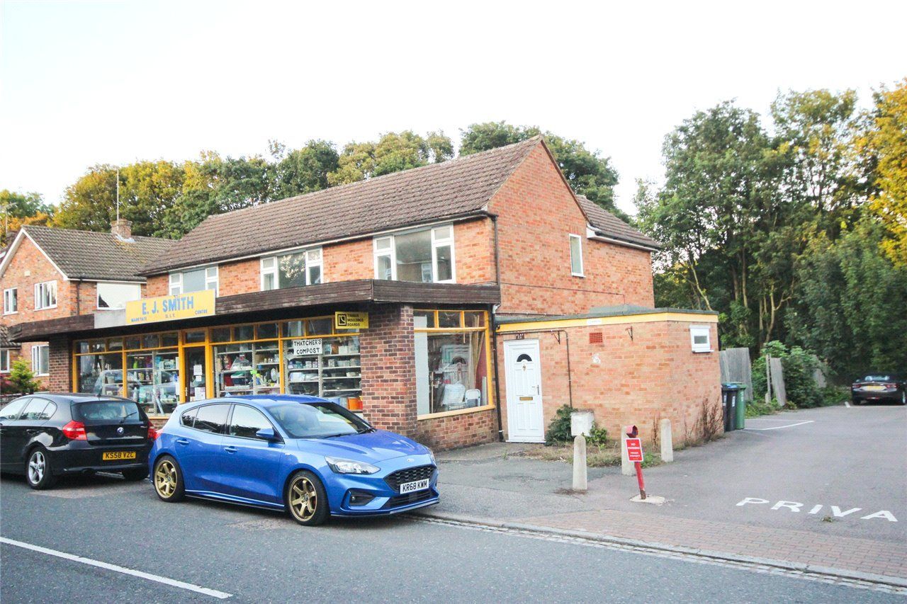 19-21 High St, Markyate for sale Primary Photo- Image 1 of 1