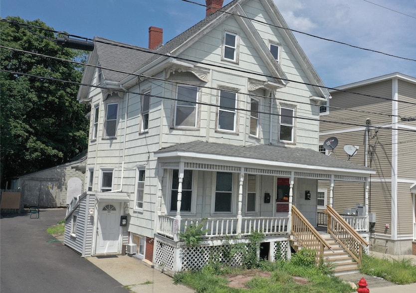 46 Liberty St, Everett 02149 UK