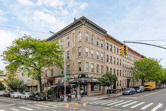 149 Irving Ave, Brooklyn, NY for sale Primary Photo- Image 1 of 1