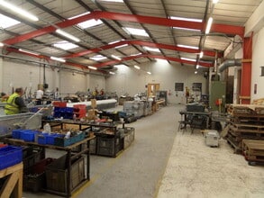 Litchard Industrial Estate, Bridgend to rent Interior Photo- Image 2 of 3