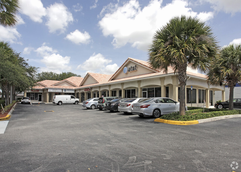 411 S Federal Hwy, Deerfield Beach, FL for rent - Primary Photo - Image 1 of 7