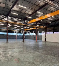 4 Rue Des Alpes, Vaulx-en-Velin to rent Building Photo- Image 2 of 11