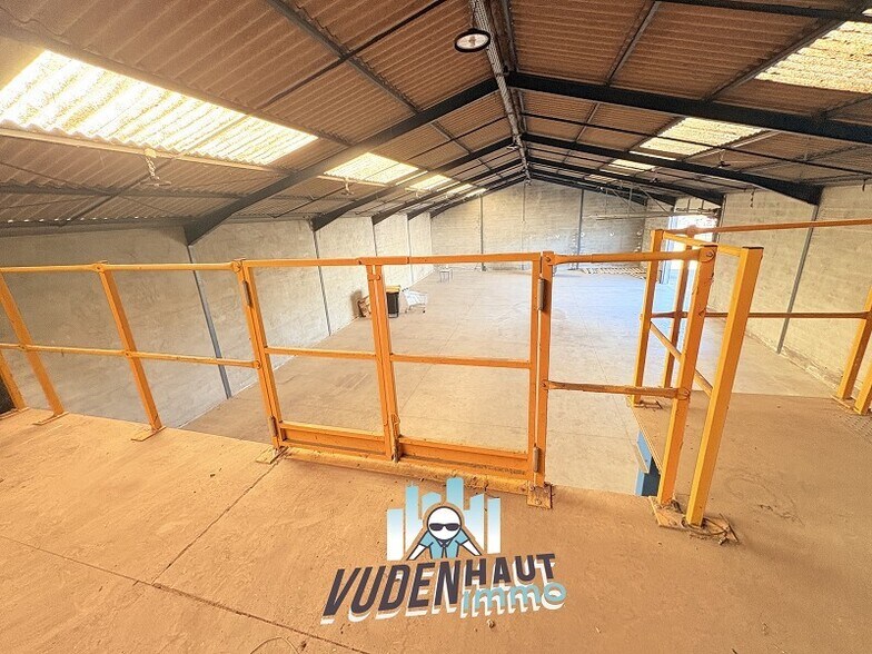 Light Industrial in Portet-sur-Garonne to rent - Interior Photo - Image 3 of 14