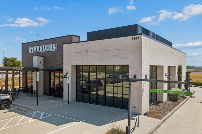 More details for 5981 High Point Dr, Irving, TX - Retail to Rent