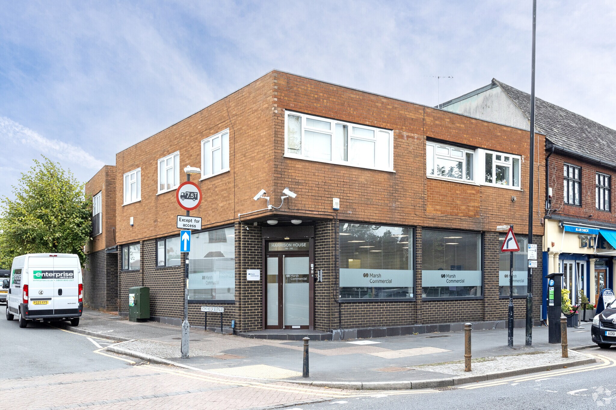 140-142 High St, Bushey for sale Primary Photo- Image 1 of 1