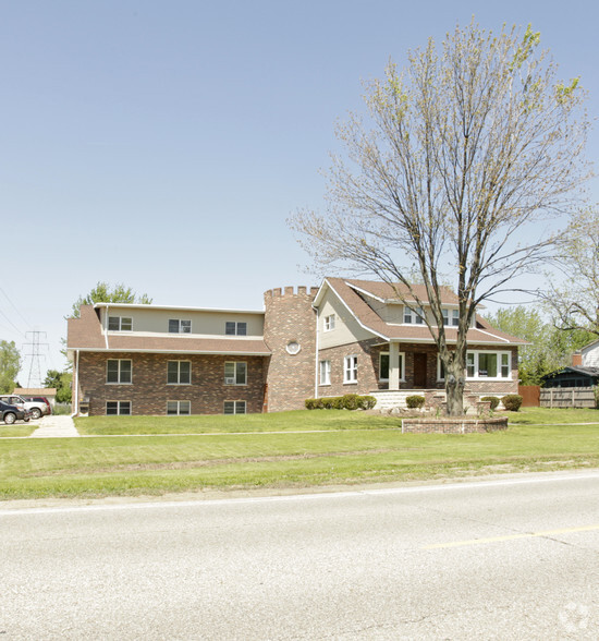 17097 17 Mile Rd, Clinton Township, MI for sale - Primary Photo - Image 1 of 1