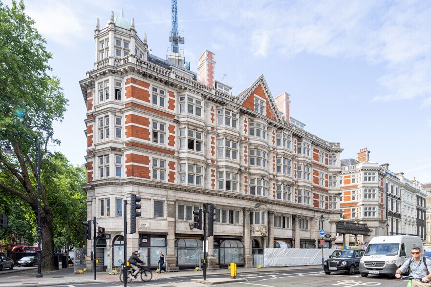 25-35 Southampton Row, London for sale - Primary Photo - Image 1 of 1