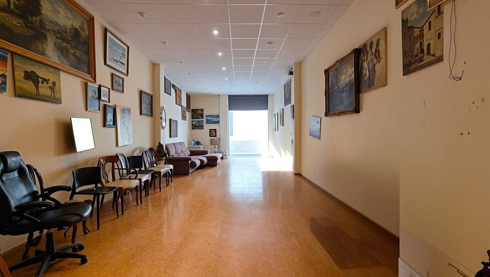 Reus, TAR 43202 - Unit - -  - Interior Photo - Image 2 of 5