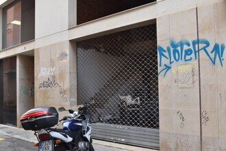 Retail in Vilanova i la Geltrú, Barcelona to rent Building Photo- Image 2 of 3