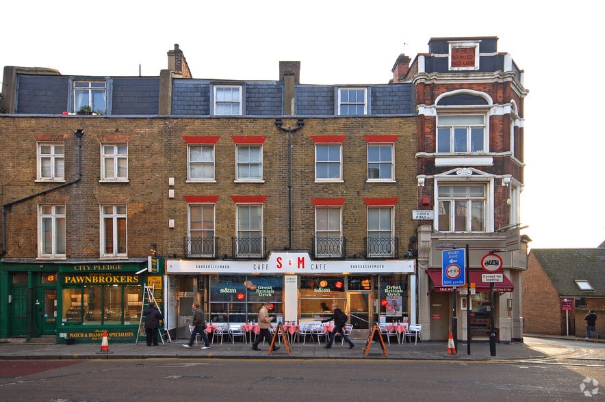 4-6 Essex Rd, London for sale - Primary Photo - Image 1 of 1