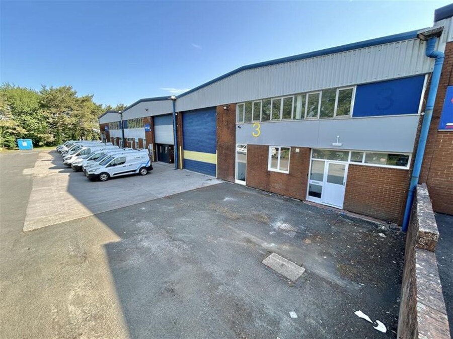 Edgcumbe Rd, Saltash for sale Building Photo- Image 1 of 1
