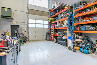 173 Forester St, North Vancouver District, BC to rent Building Photo- Image 2 of 9