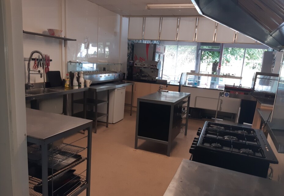 546 Hessle Rd, Hull to rent Interior Photo- Image 1 of 7
