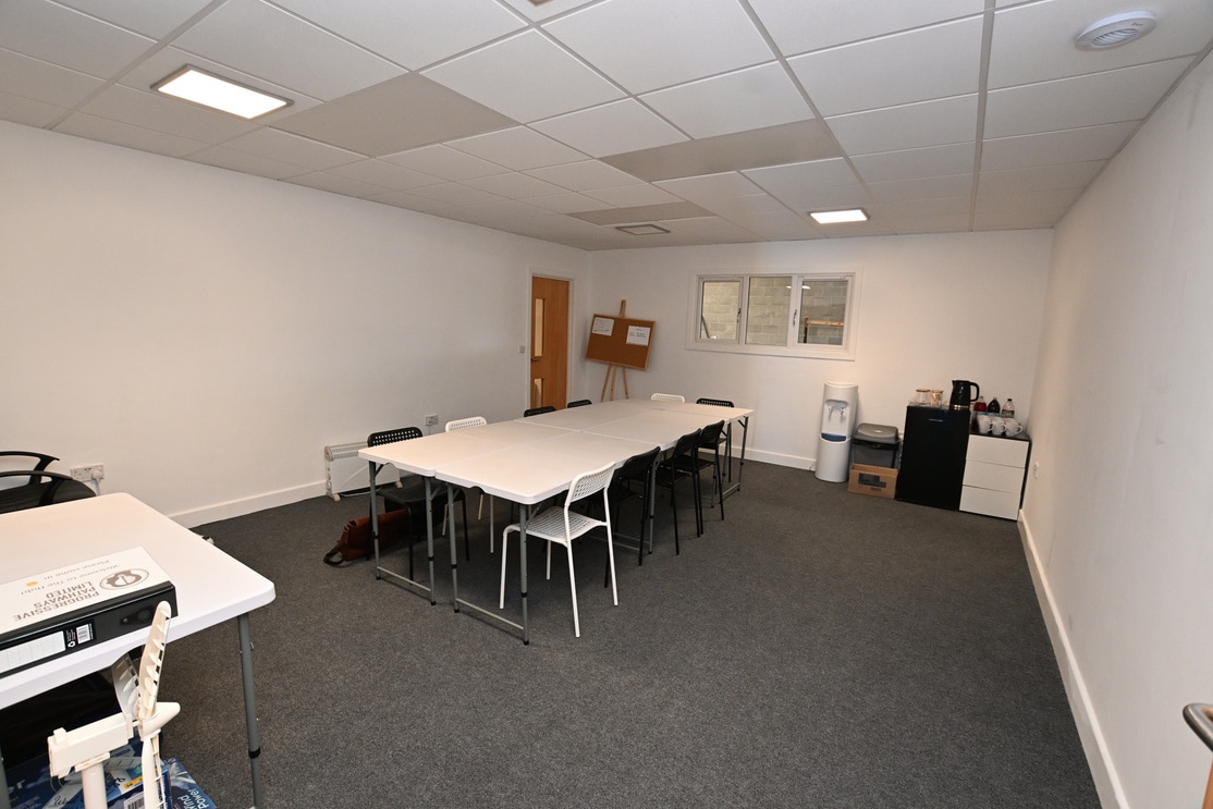 3 Cunningham Rd, Stirling to rent Interior Photo- Image 1 of 1
