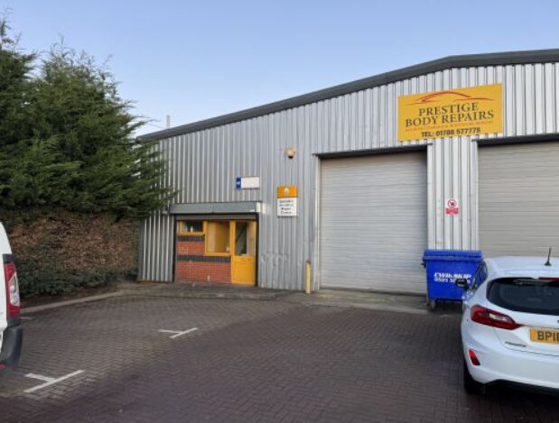 Woodside Park, Rugby to rent Building Photo- Image 1 of 2