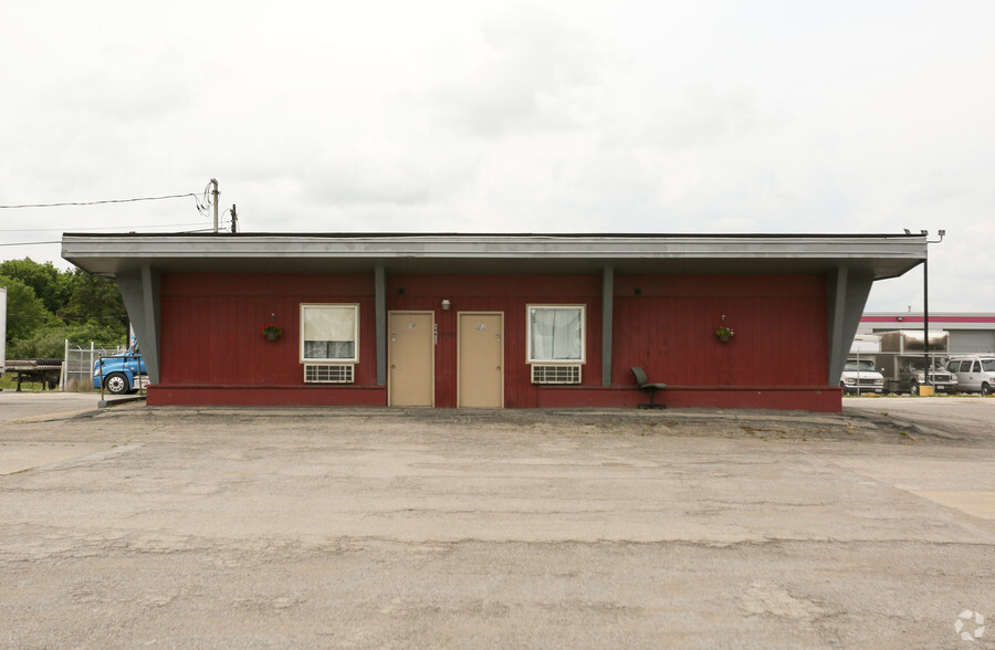 10780 Market St, North Lima, OH for sale - Building Photo - Image 2 of 3