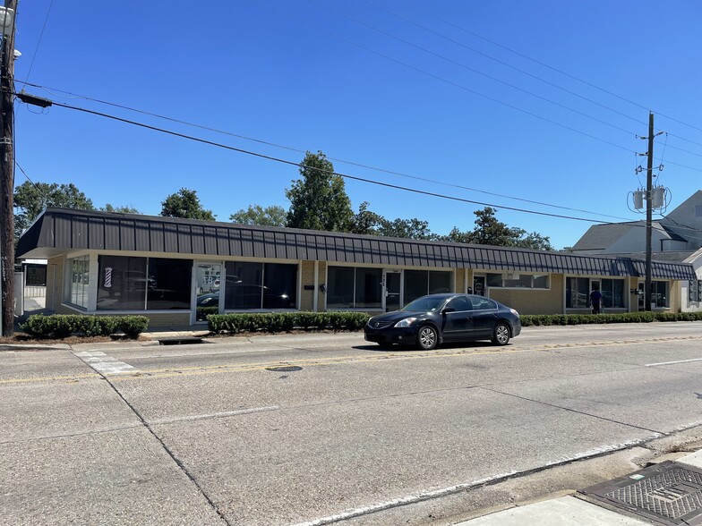 716 N Burnside Ave, Gonzales, LA for sale - Primary Photo - Image 1 of 1