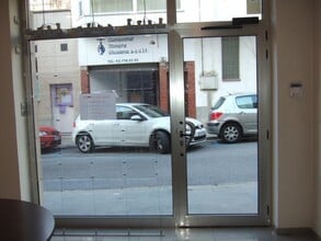 Office / Retail in Olesa de Montserrat, Barcelona to rent Interior Photo- Image 2 of 9