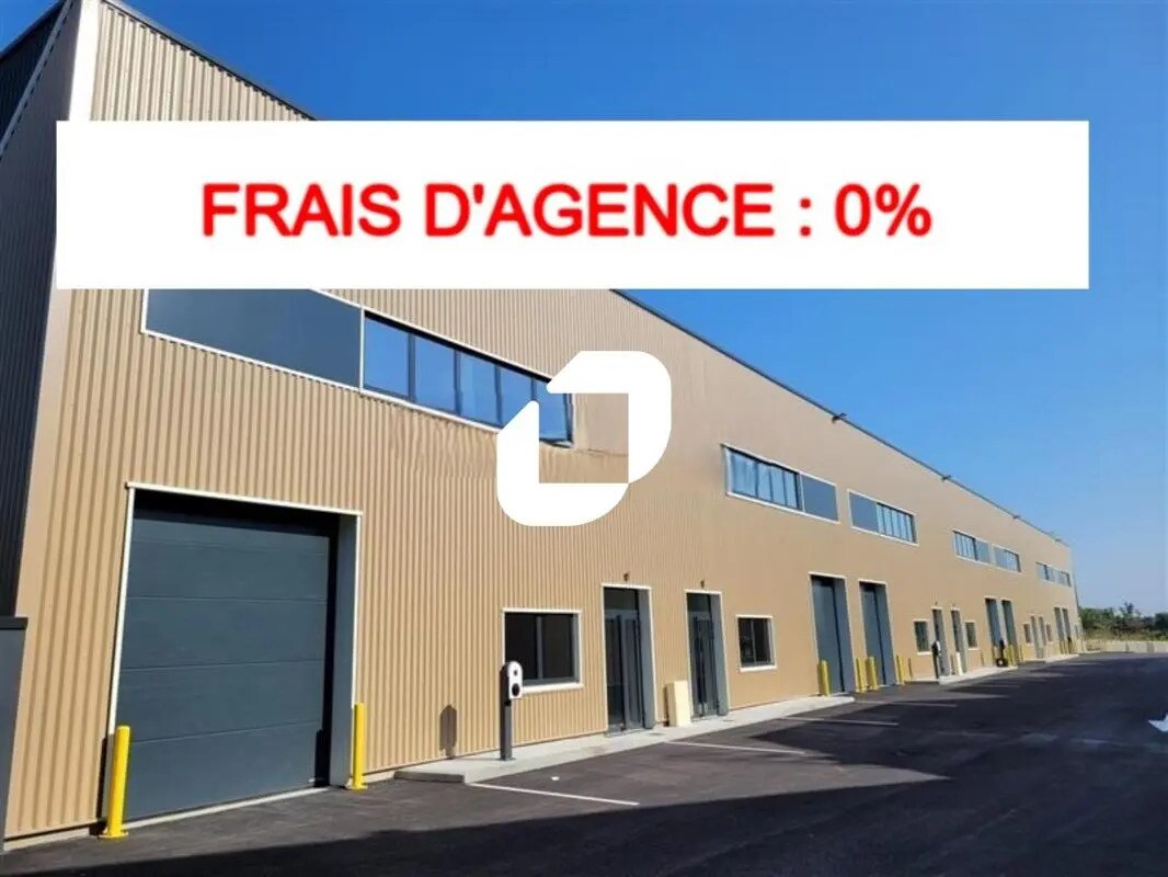 152 Rue François René De Chateaubriand, Carquefou to rent Building Photo- Image 1 of 13