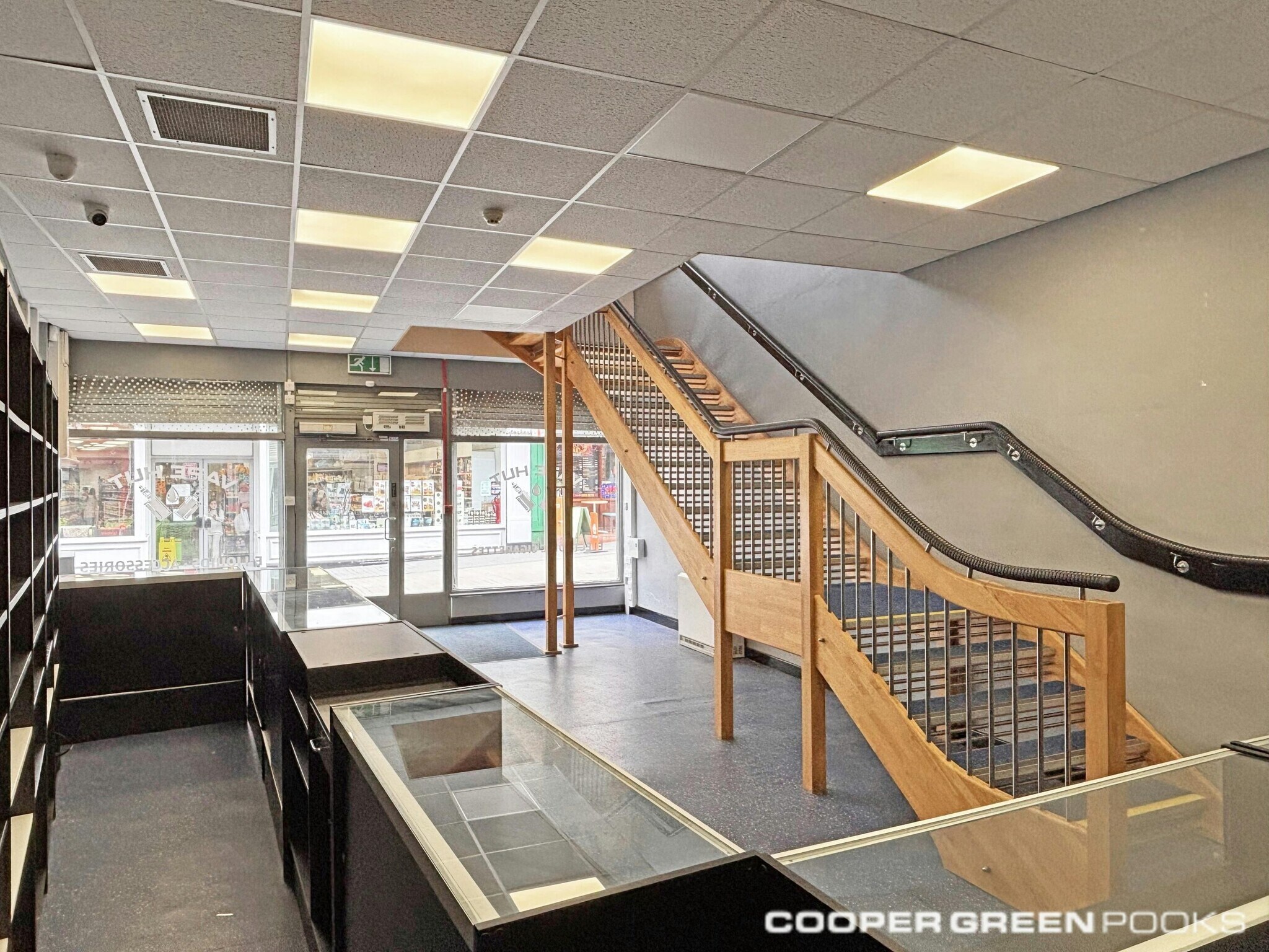 42 New St, Wellington to rent Interior Photo- Image 1 of 7