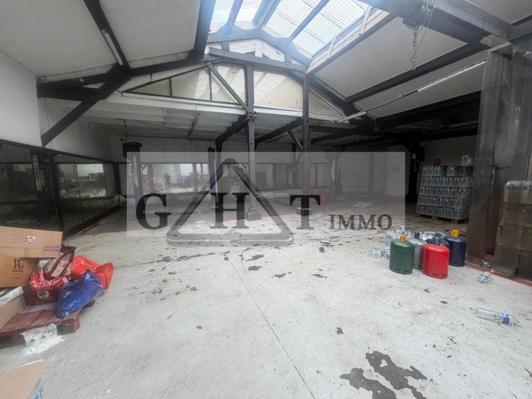 Industrial in Champigny-sur-Marne for sale Interior Photo- Image 1 of 4