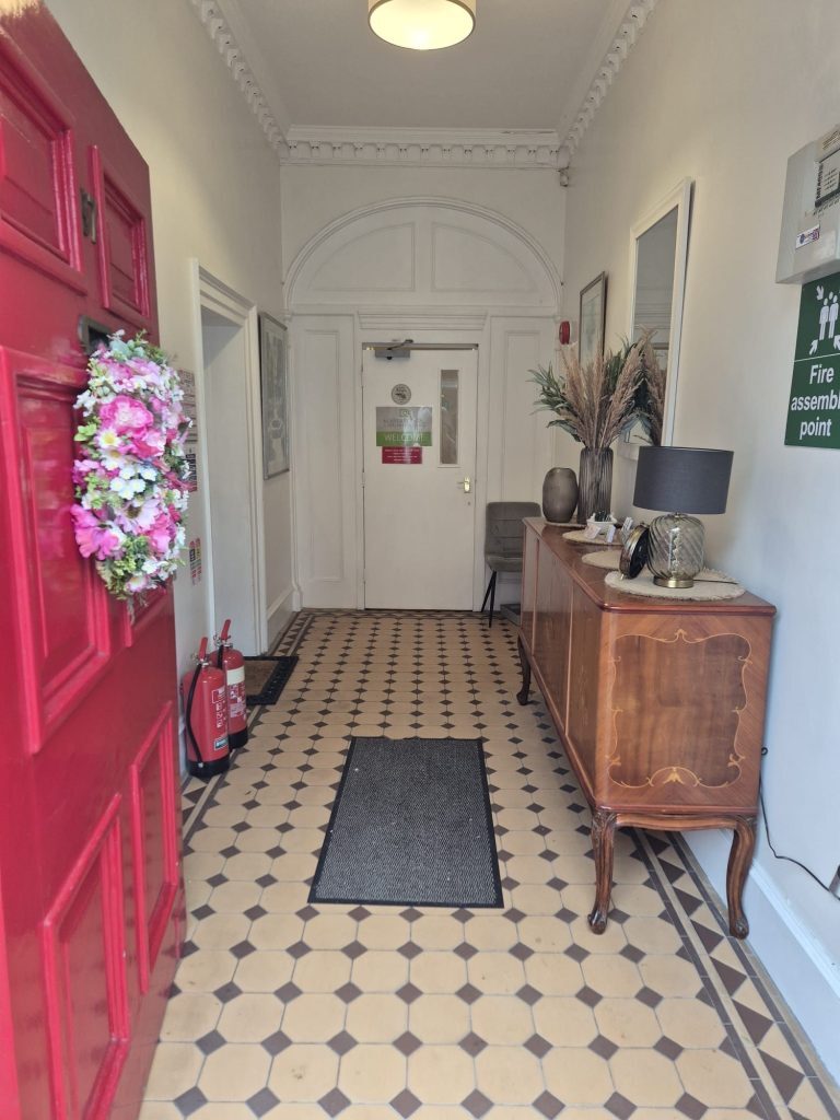 97 High St, Newport to rent Interior Photo- Image 1 of 1