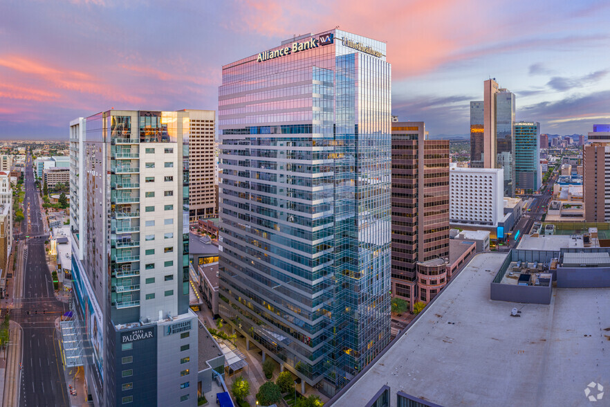 1 E Washington St, Phoenix, AZ for rent - Building Photo - Image 1 of 21