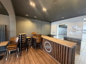 1792 Pershore Rd, Birmingham to rent Interior Photo- Image 1 of 8