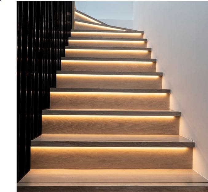 9-9A Masons Yard, London to rent Interior Photo- Image 1 of 5