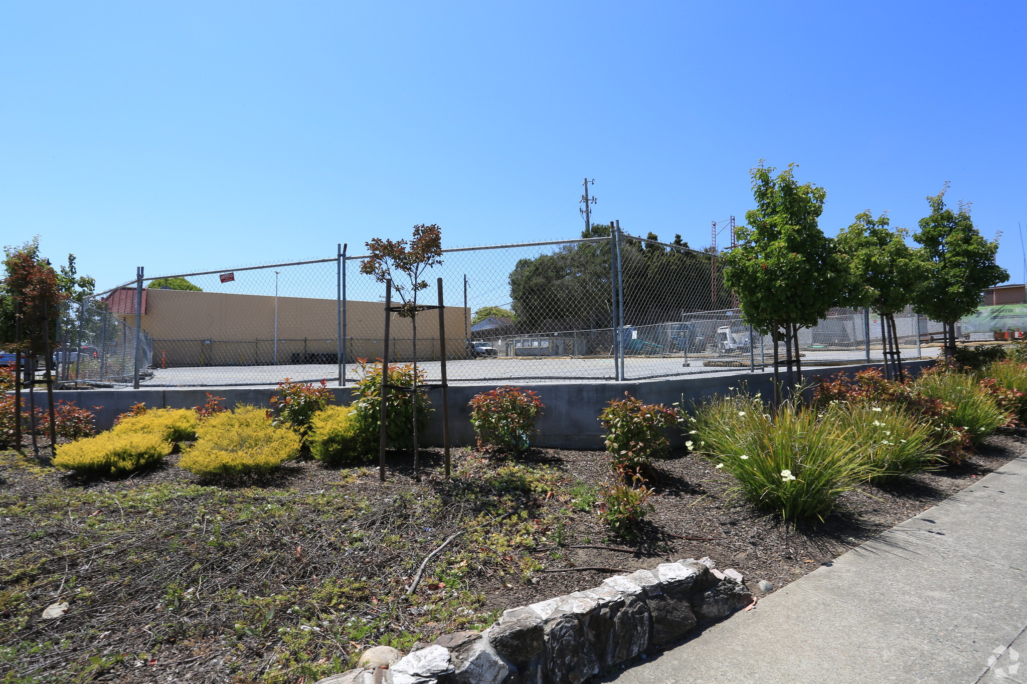 751 W San Bruno Ave, San Bruno, CA for rent Primary Photo- Image 1 of 6