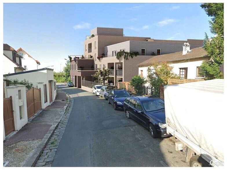 Light Industrial in Fresnes for sale - Building Photo - Image 2 of 7