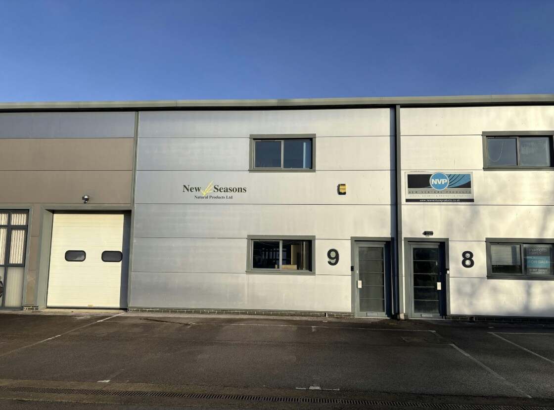 Downsview Rd, Wantage to rent Building Photo- Image 1 of 3