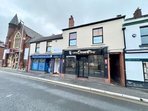 37 Holywell St, Chesterfield to rent Building Photo- Image 1 of 6