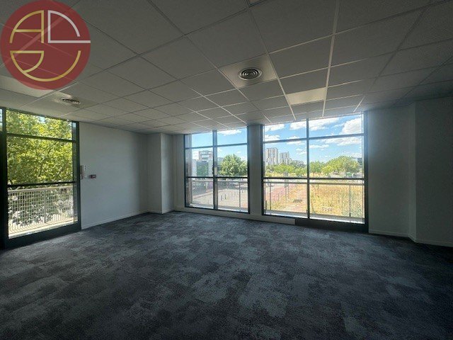 Office in Toulouse for sale - Interior Photo - Image 3 of 7