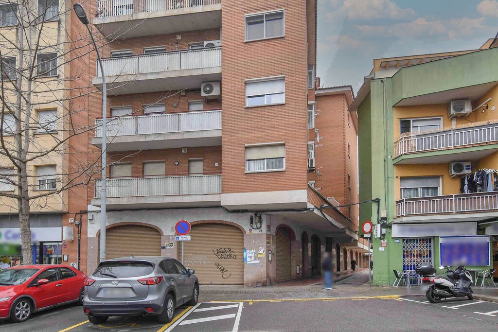 Build-to-Rent in Montcada i Reixac, Barcelona for sale Building Photo- Image 1 of 3