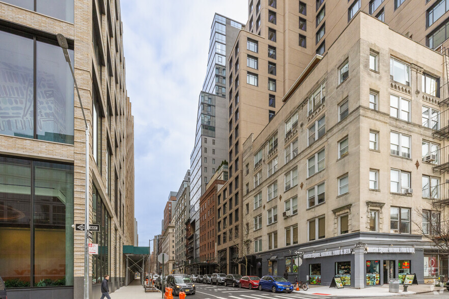 535 Greenwich St, New York, NY for rent - Primary Photo - Image 1 of 6