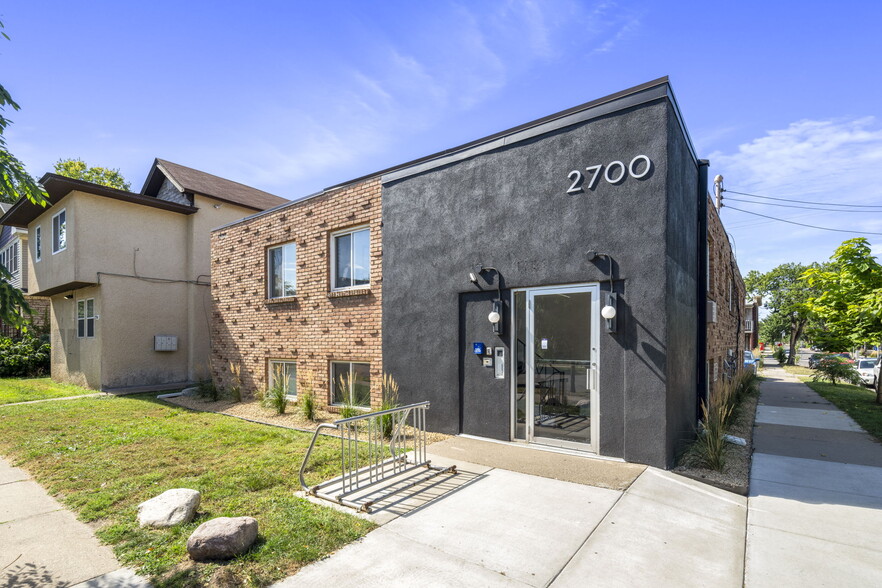 2700 Garfield Ave, Minneapolis, MN for sale - Building Photo - Image 1 of 1