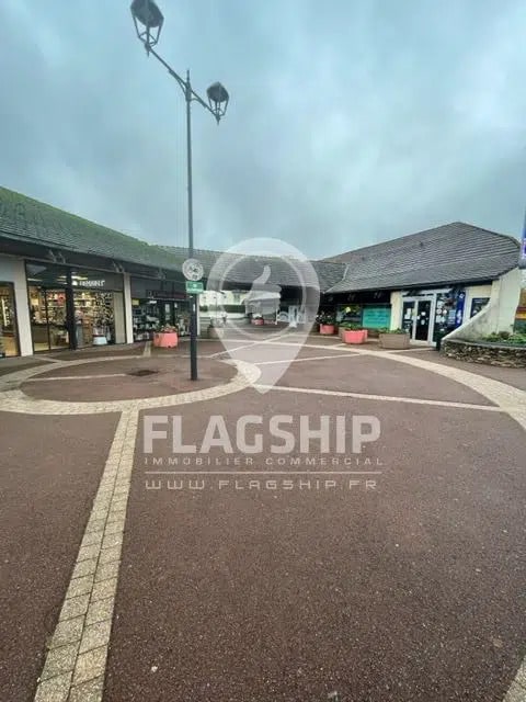 Vente Commerce 90 m² - Photo 1
