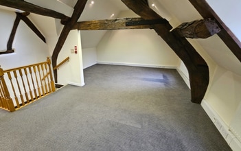 Radford Rd, Alvechurch to rent Interior Photo- Image 2 of 5